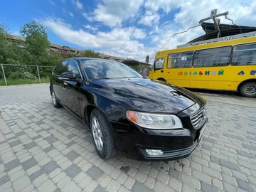 Авто Volvo V70 2013 № 8849874