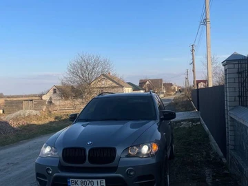 Авто BMW X5 2010 № 8850027