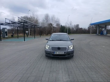 Авто Toyota Avensis 2004 № 8850135