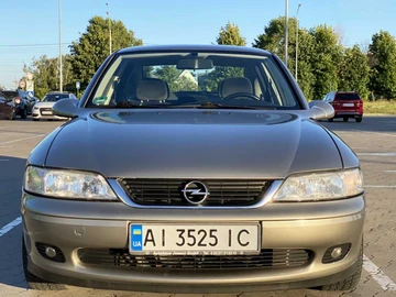Авто Opel Vectra 1999 № 8850234