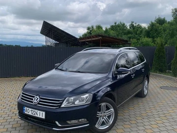 Авто Volkswagen Passat Variant 2012 № 8850337