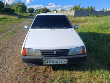 Авто ВАЗ 2109 1989 № 8850455