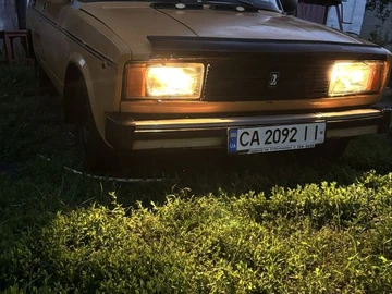 Авто ВАЗ 2105 1982 № 8850459