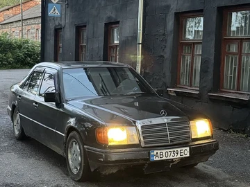 Авто Mercedes 230 1988 № 8850465