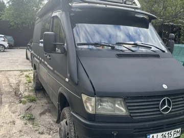 Авто Mercedes Sprinter 2000 № 8850482