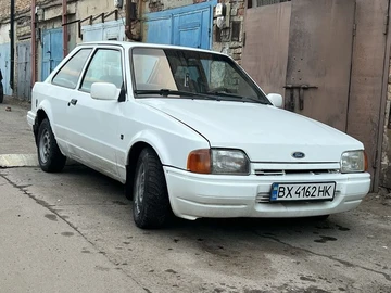 Авто Ford Escort 1989 № 8850588