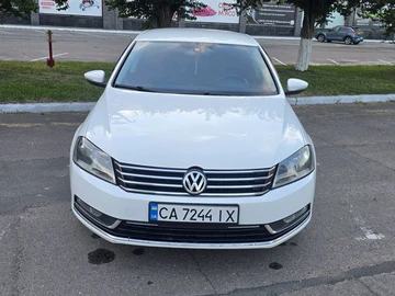 Авто Volkswagen Passat Sedan 2013 № 8850603