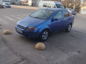 Авто Chevrolet Aveo 2005 № 8850631