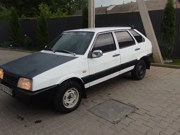 Авто ВАЗ 2109 1988 № 8850632