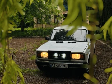 Авто ВАЗ 2107 1995 № 8850771