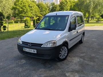 Авто Opel Combo 2004 № 8850775