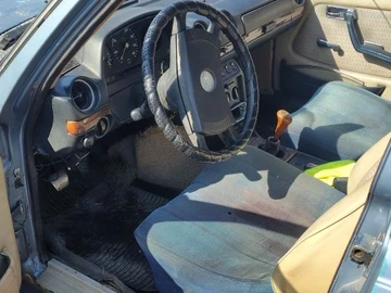 Авто Mercedes W123 1976 № 8851009