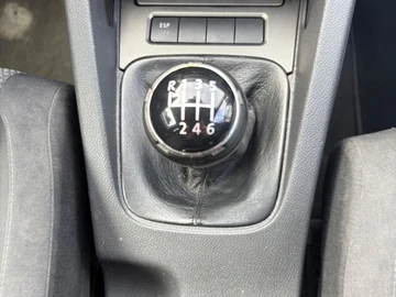 Авто Volkswagen Golf 2004 № 8851314