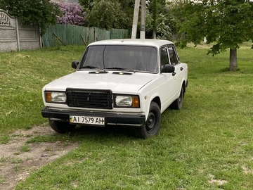 Авто ВАЗ 2107 1986 № 8851327
