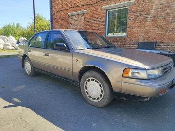 Авто Nissan Maxima 1991 № 8851353