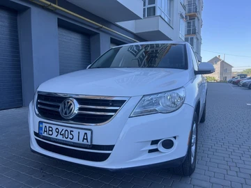 Авто Volkswagen Tiguan 2010 № 8851536