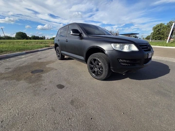 Авто Volkswagen Touareg 2010 № 8851699
