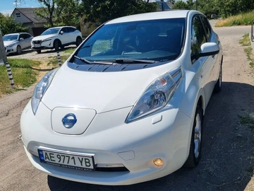 Авто Nissan Leaf 2014 № 8851795