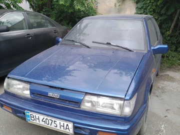 Авто Isuzu Gemini 1988 № 8851863