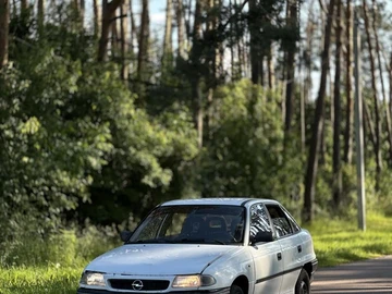 Авто Opel Astra 1993 № 8851894