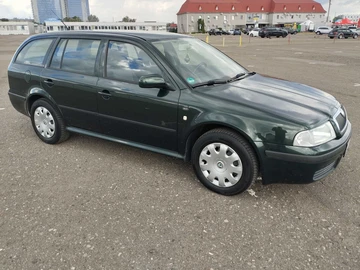 Авто Skoda Octavia 2003 № 8852027