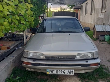 Авто Toyota Camry 1987 № 8852133