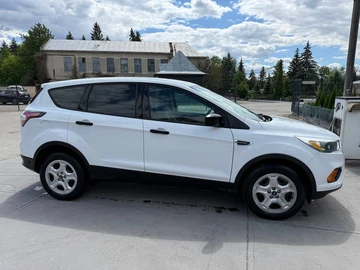 Авто Ford Escape 2016 № 8852181