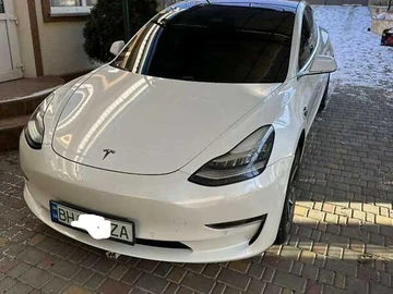 Авто Tesla Model 3 2018 № 8852226