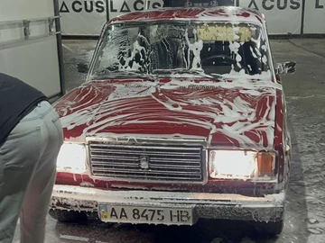 Авто ВАЗ 2107 1997 № 8852240