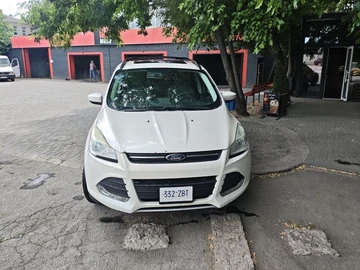 Авто Ford Escape 2013 № 8852251
