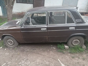 Авто ВАЗ 2103 1975 № 8852265