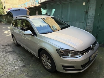 Авто Volkswagen Golf 2017 № 8852498