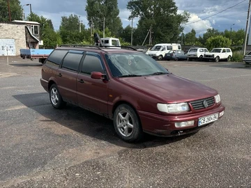 Авто Volkswagen Passat Sedan 1995 № 8852578