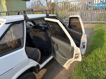 Авто ВАЗ 2109 1987 № 8852617