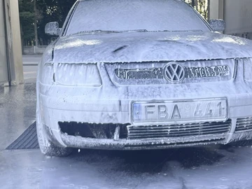 Авто Volkswagen Passat Variant 1998 № 8852650