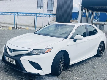 Авто Toyota Camry 2018 № 8852651