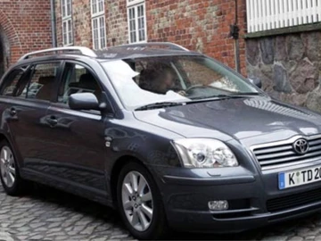 Авто Toyota Avensis 2004 № 8852658