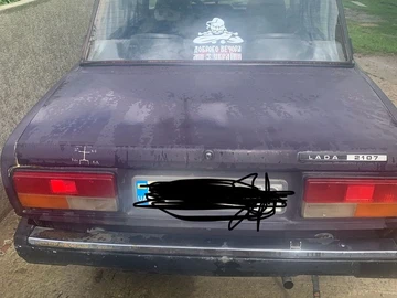 Авто ВАЗ 2107 1998 № 8852881