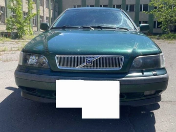 Авто Volvo V40 Kombi 1998 № 8853030
