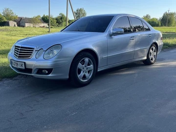 Авто Mercedes 220 2007 № 8853208