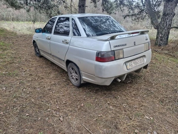 Авто ВАЗ 2110 2004 № 8853209