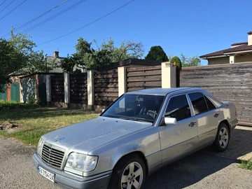 Авто Mercedes 280 1995 № 8853216
