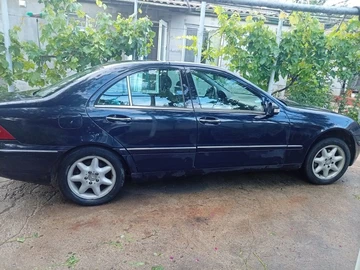 Авто Mercedes 200 2000 № 8853285