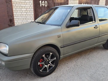 Авто Volkswagen Golf 1997 № 8853407