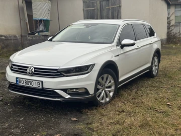Авто Volkswagen Passat Variant 2018 № 8853436