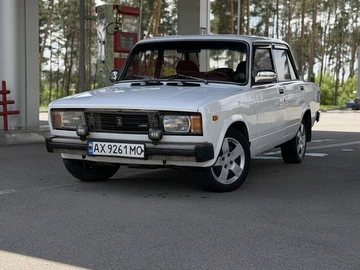 Авто ВАЗ 2105 1990 № 8853637