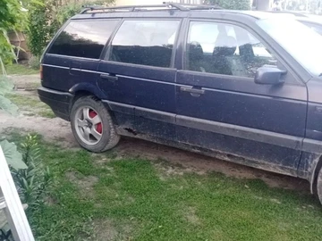 Авто Volkswagen Passat Variant 1989 № 8853814
