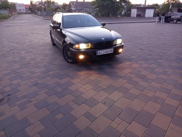 Авто BMW 5 Серия 2002 № 8853896