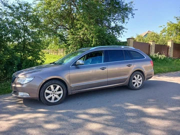 Авто Skoda Superb 2011 № 8853945