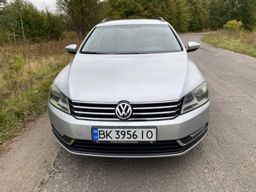 Авто Volkswagen Passat Variant 2013 № 8854085